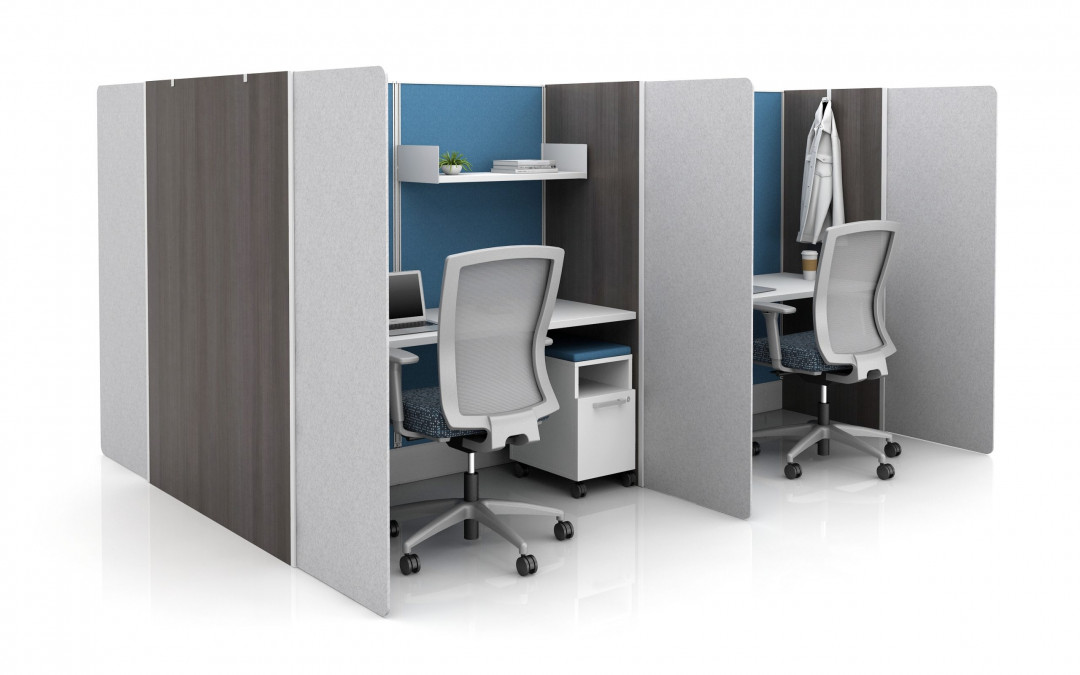 Divi featuring the Divi Gallery Panel and PET Channel Screen Mounted Vertically
